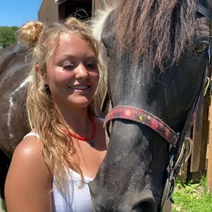 Meet your Posher, Grace